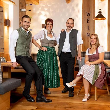 Hotel Stich Manhartsbrunn Bagian luar foto