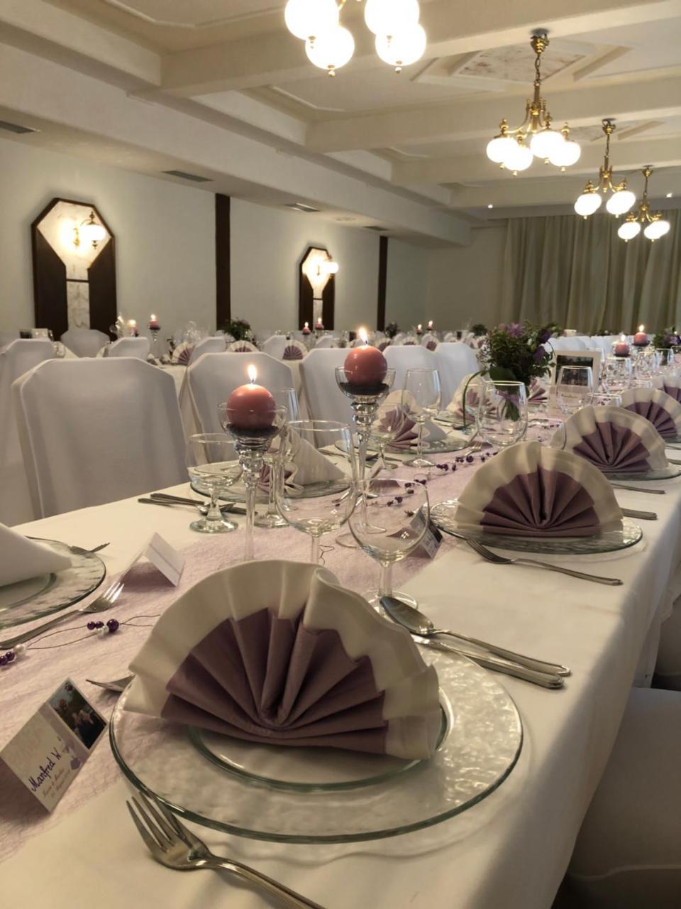 Hotel Stich Manhartsbrunn Bagian luar foto